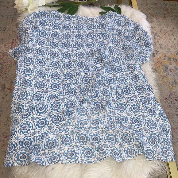 LOFT Short Sleeve Tulip Back Top Size Medium Petites - Picture 11 of 14